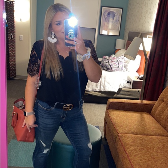 💕 Meet your Posher, Taylor ✨ - Picture 5 of 8